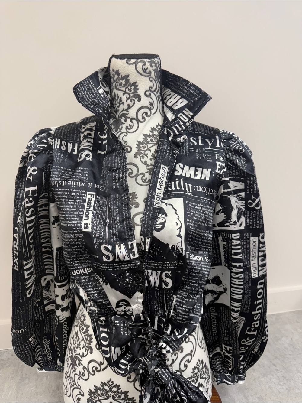 Live 4 Truth Y2K Newspaper Print Cropped Tie Front Blouse Small